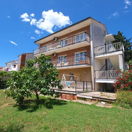 Apartments Josip 74 Pula Eksteriør bilde